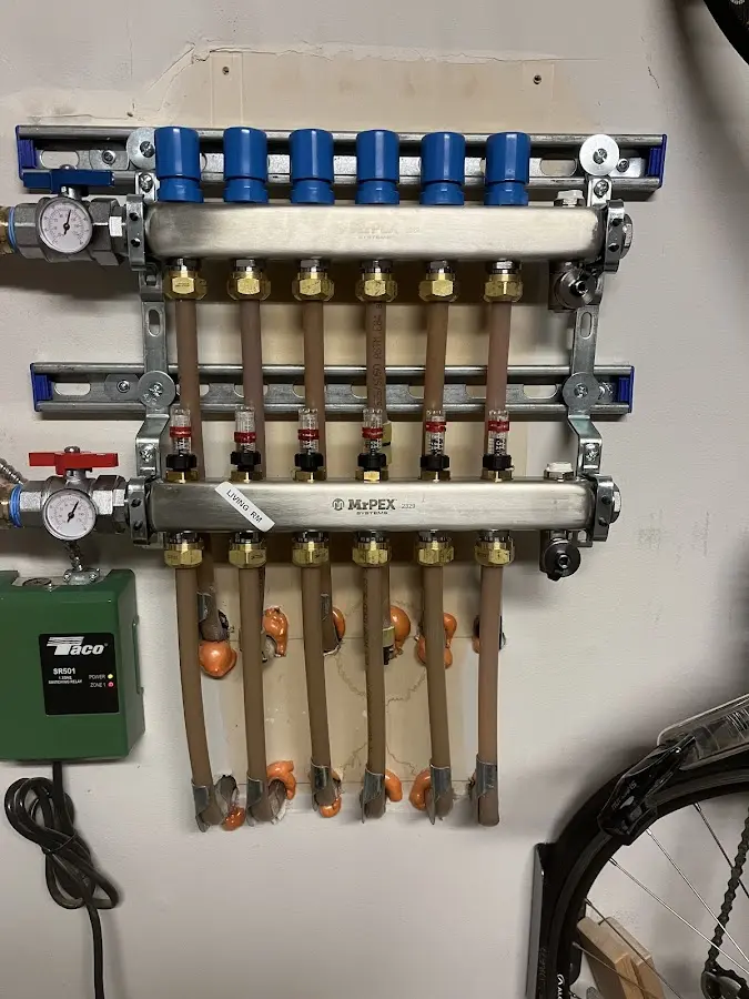 Plumber performing Gas Leak Detection at a residential property in Reading